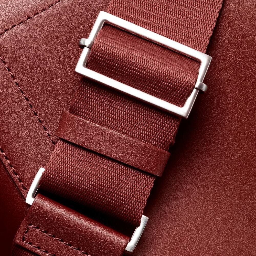 Everlane Cognac Brown 100% Premium Italian Leather The Mini Studio Crossbody Bag - Picture 3 of 7